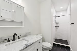 E 17th Ave-S2509-029.jpg