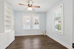 E 17th Ave-S2509-032.jpg