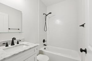 E 17th Ave-S2509-035.jpg