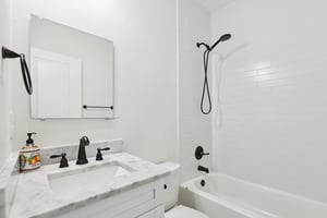 E 17th Ave-S2509-036.jpg