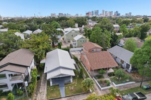 E 17th Ave-S2509-054.jpg