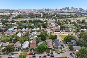 E 17th Ave-S2509-055.jpg