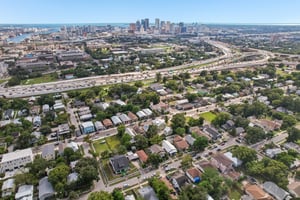 E 17th Ave-S2509-059.jpg