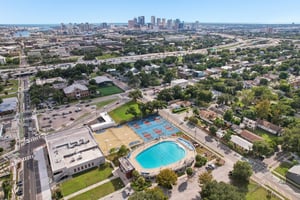 E 17th Ave-S2509-060.jpg