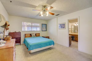 Lansdowne Dr-025