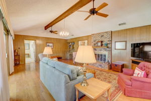 Lansdowne Dr-006