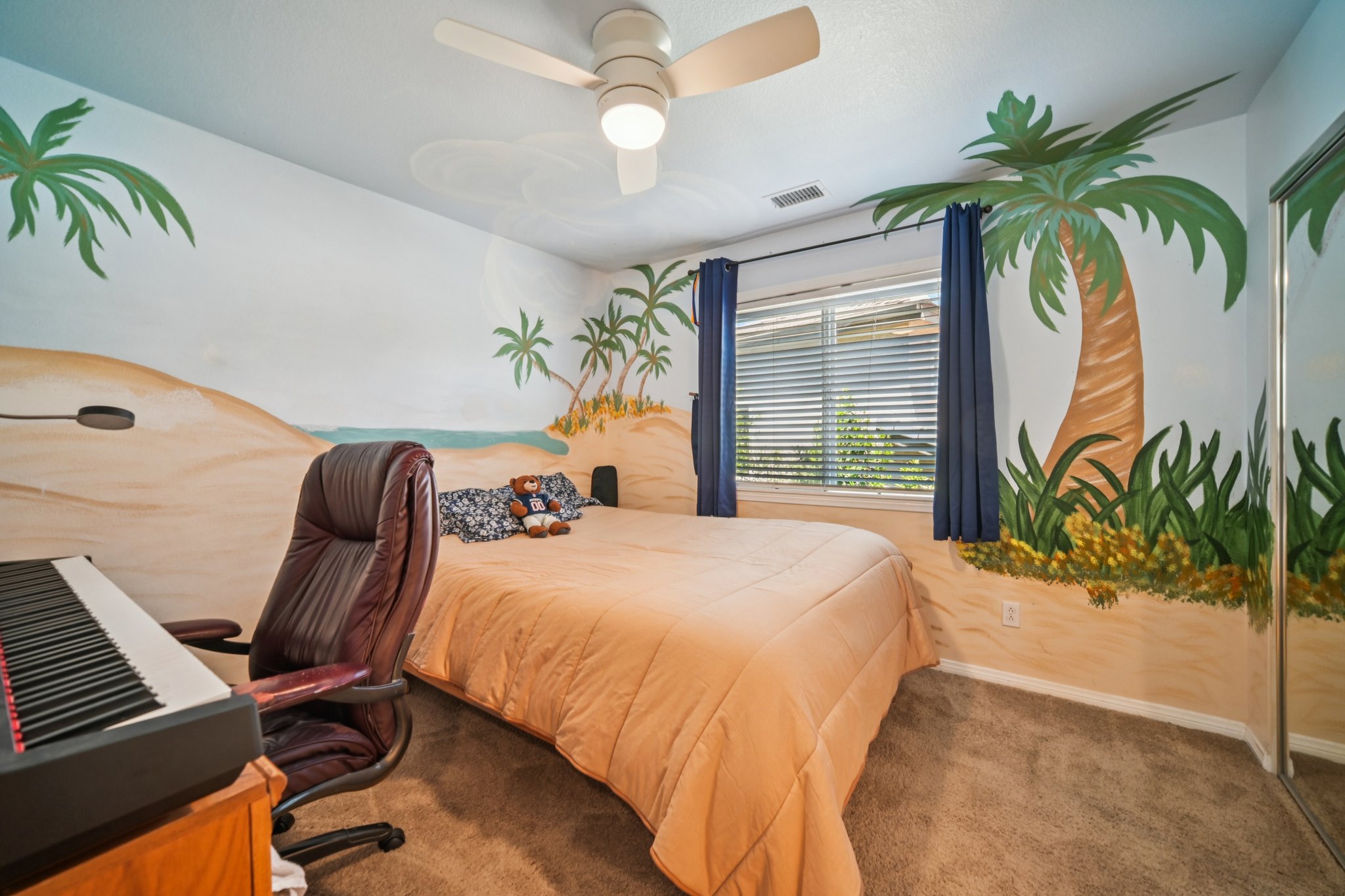 Poppy Tree Pl-S1504-033.jpg