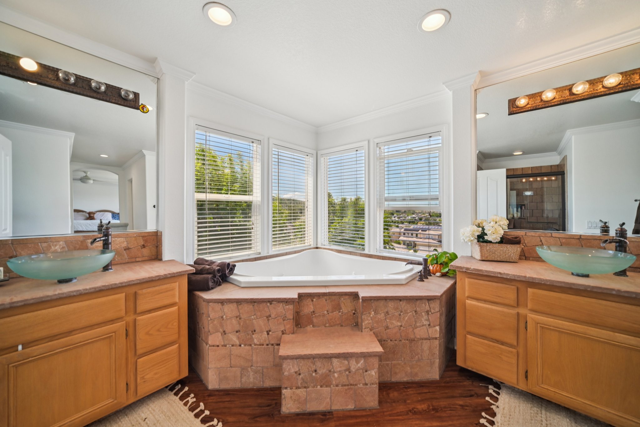 Poppy Tree Pl-S1504-043.jpg