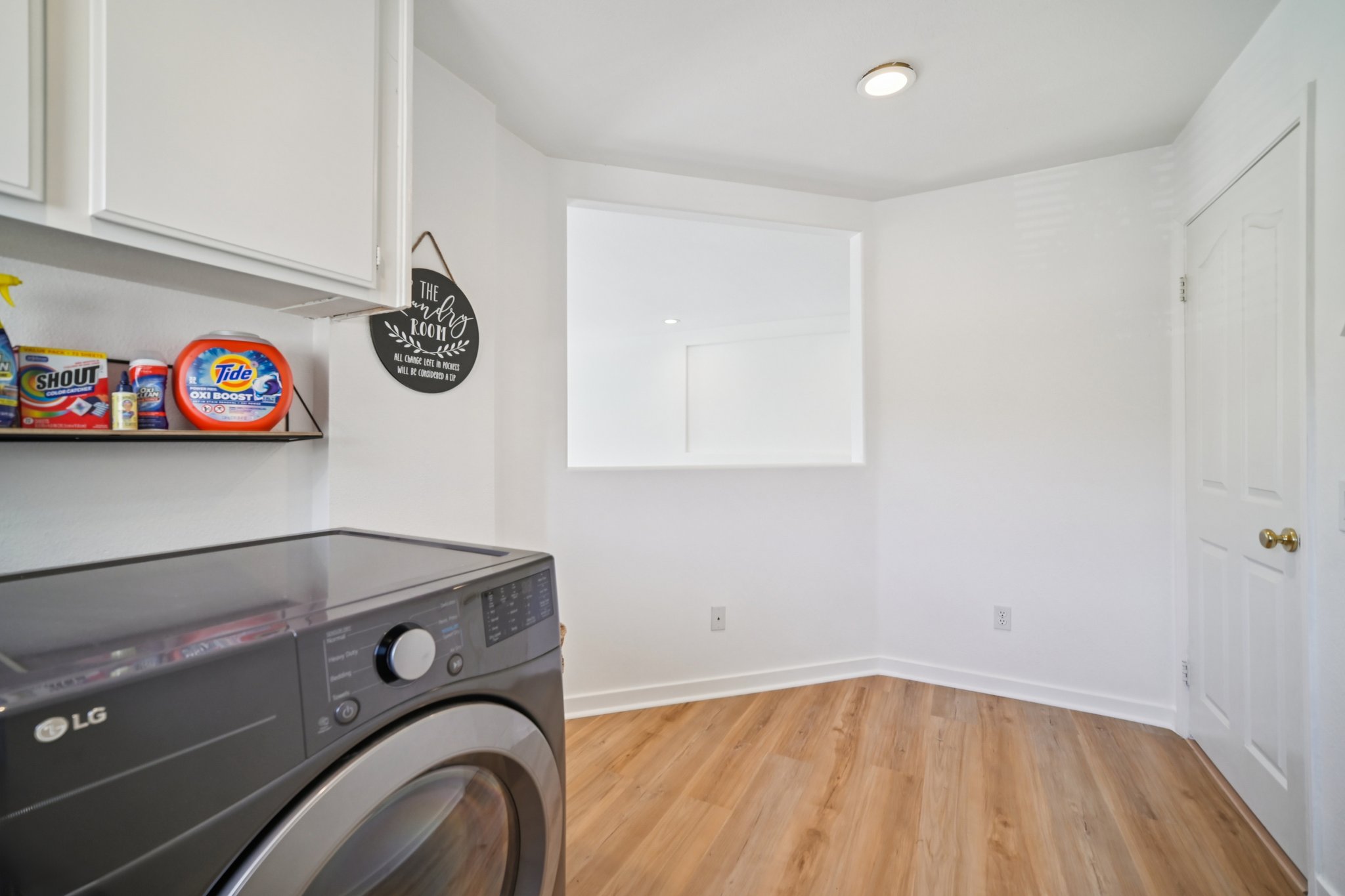 Poppy Tree Pl-S1504-045.jpg