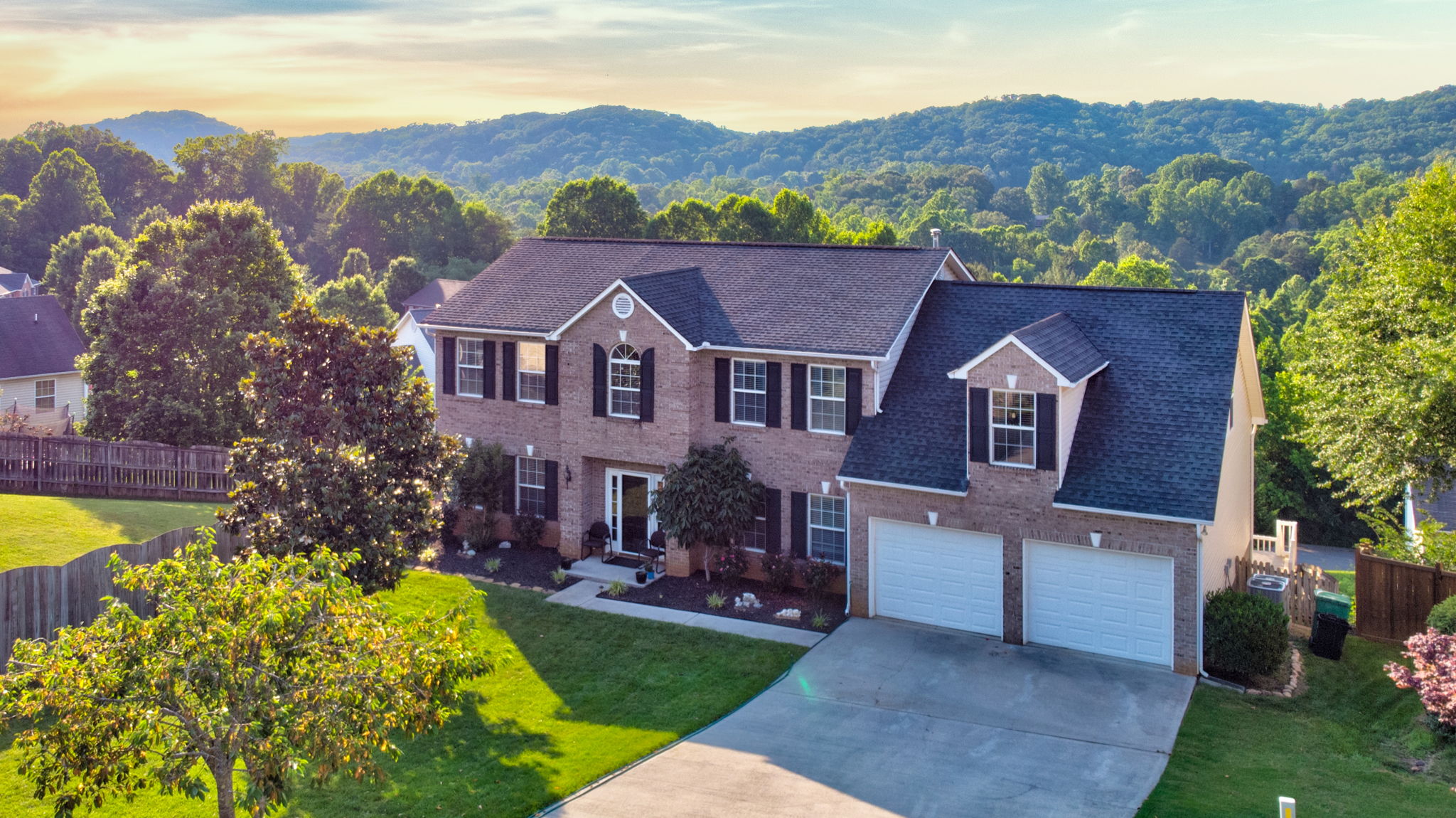  1209 Sparwood Ln, Knoxville, TN 37932, US