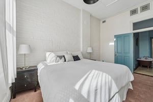 1_2 N F St unit b-S2005-034.jpg