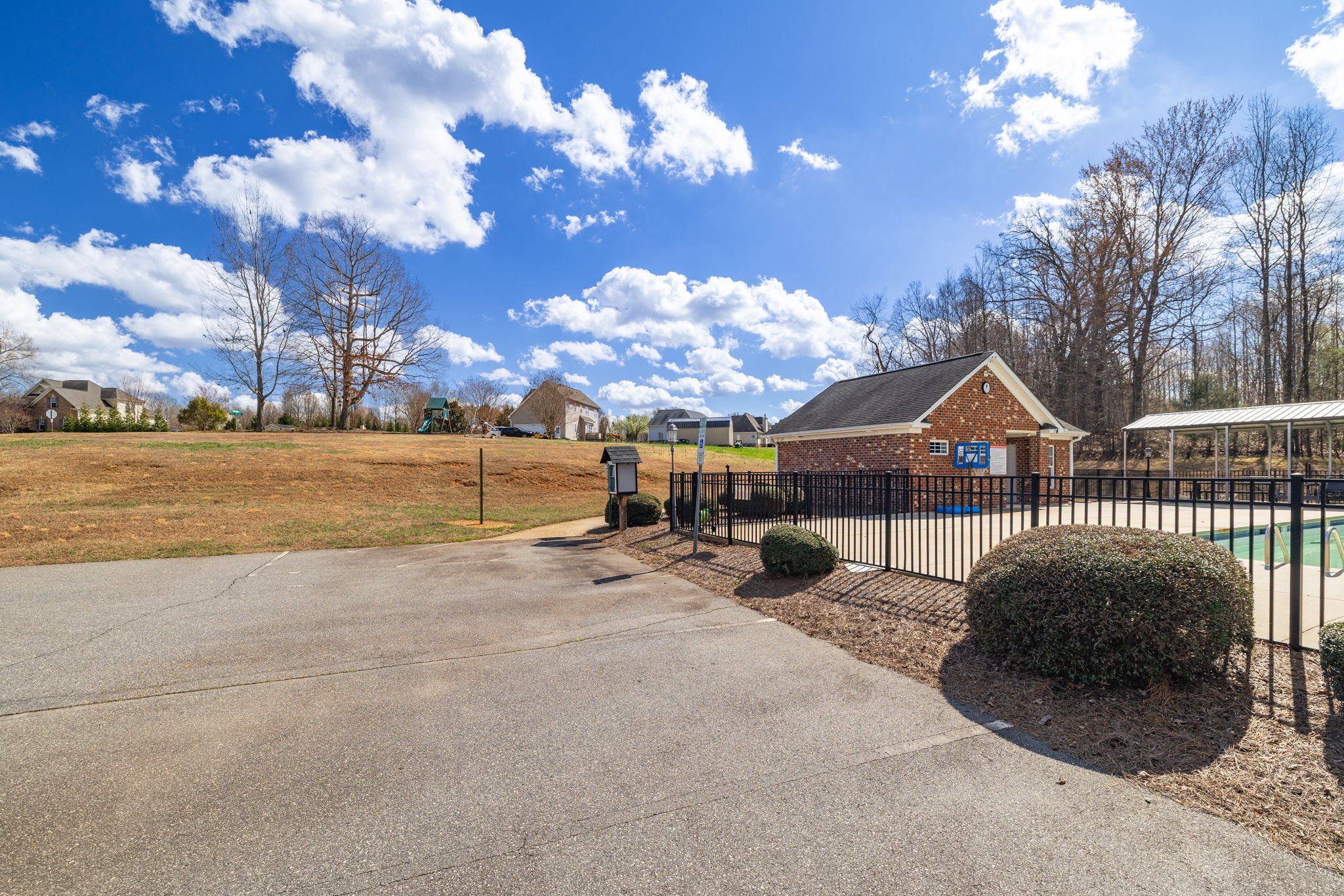 121 Bent Willow Way-64