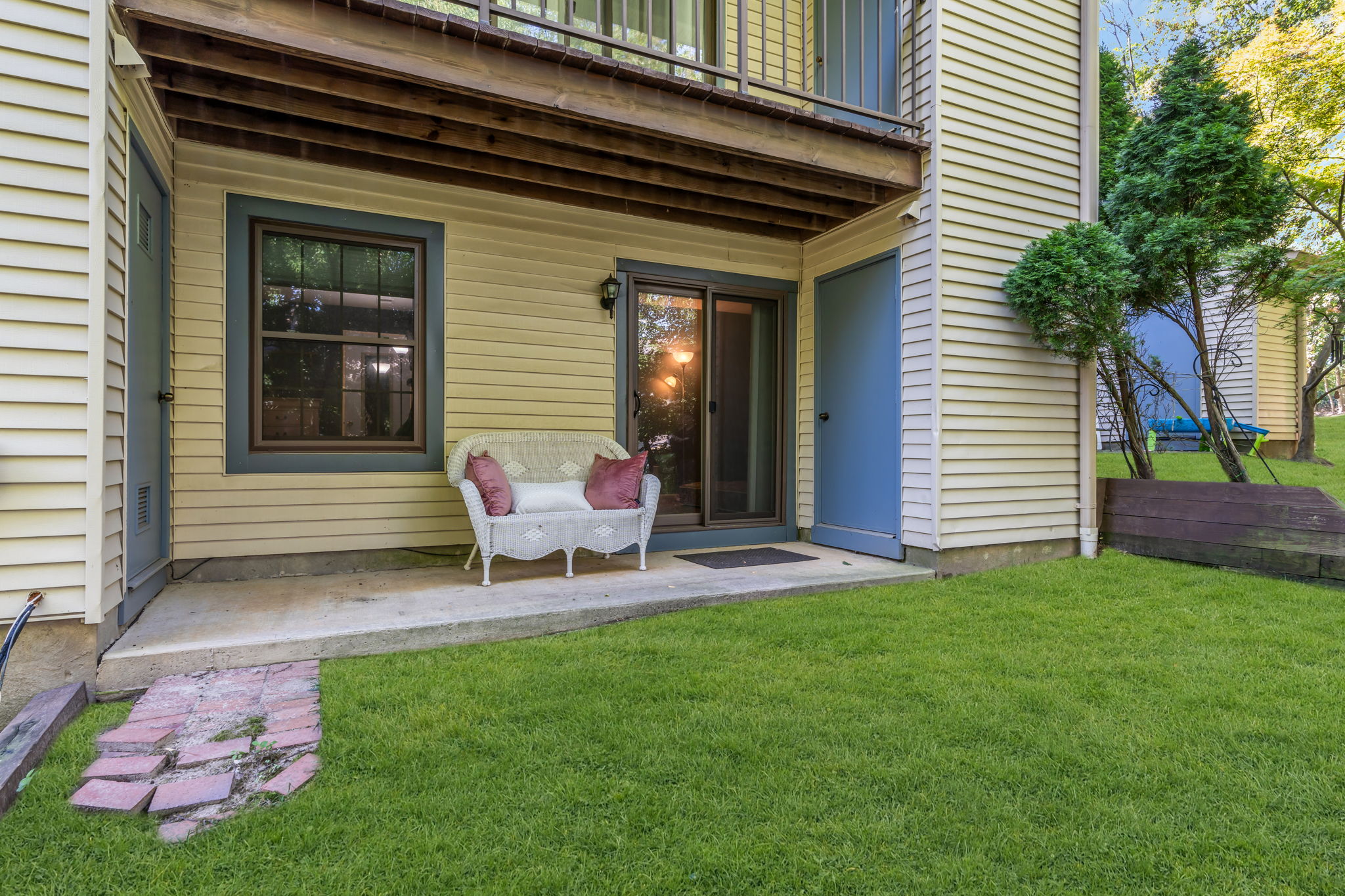  Photo 23