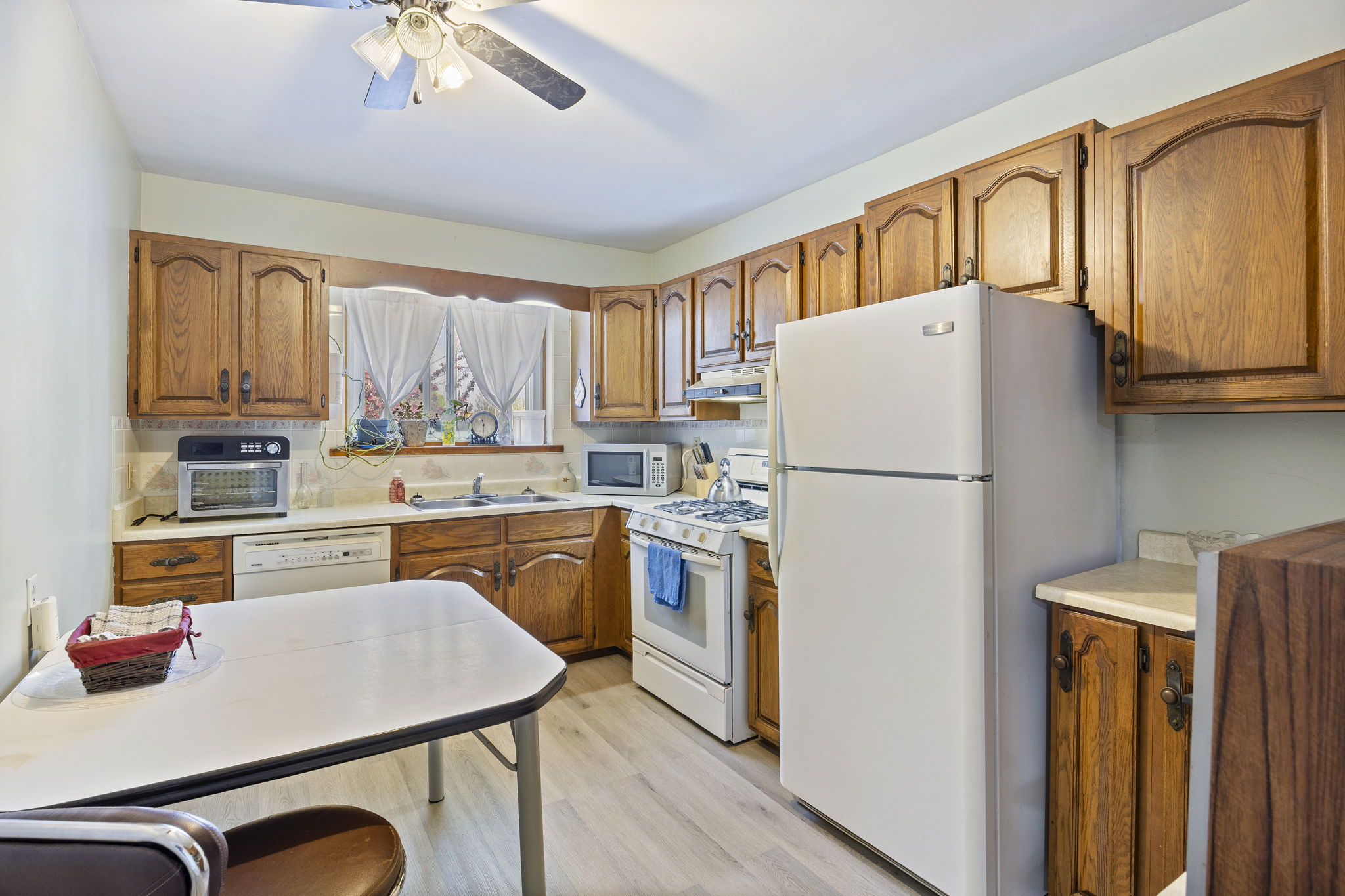 121 Emperor St Ajax