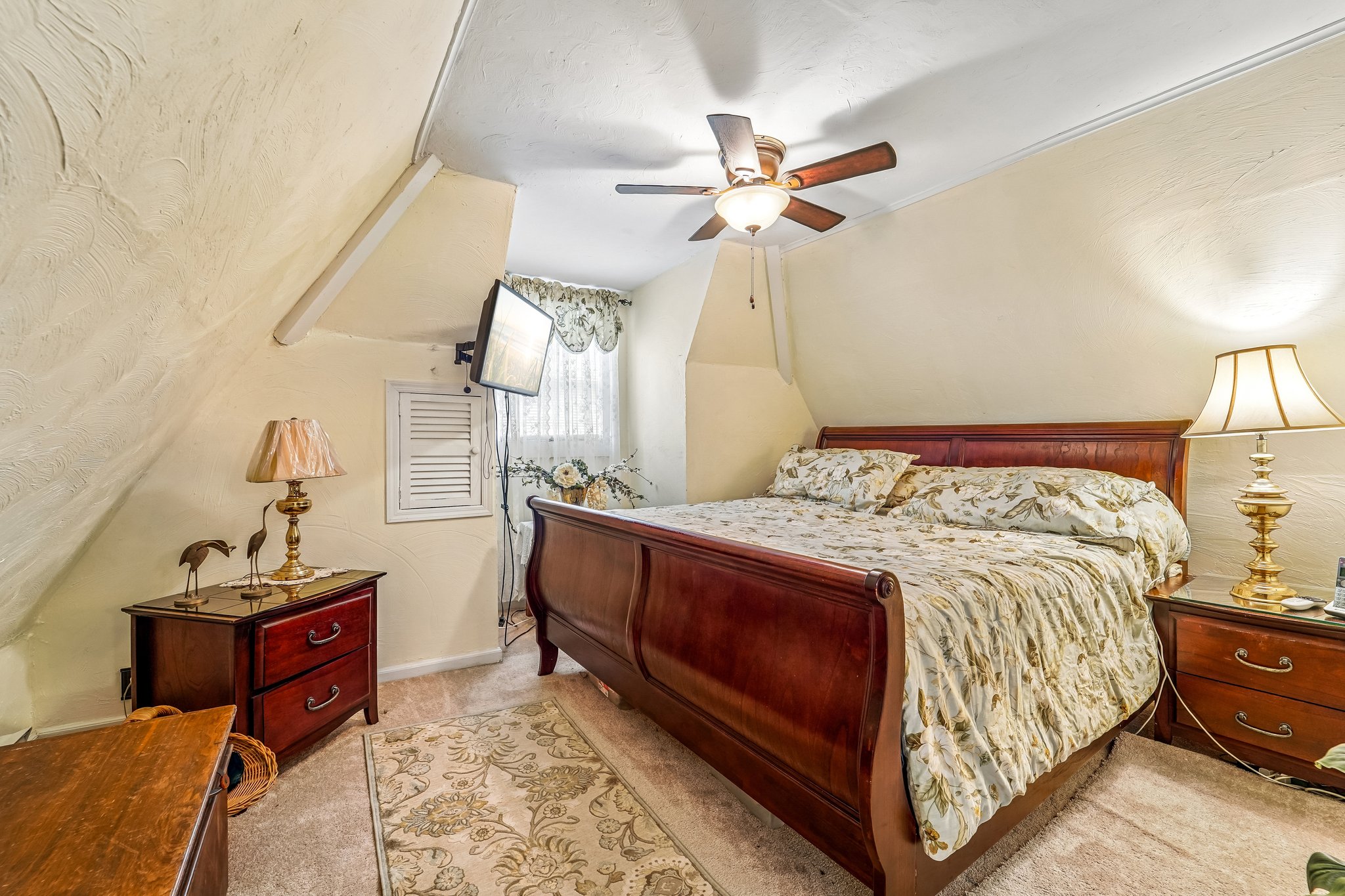 Goodwin Ter-S2104-046.jpg