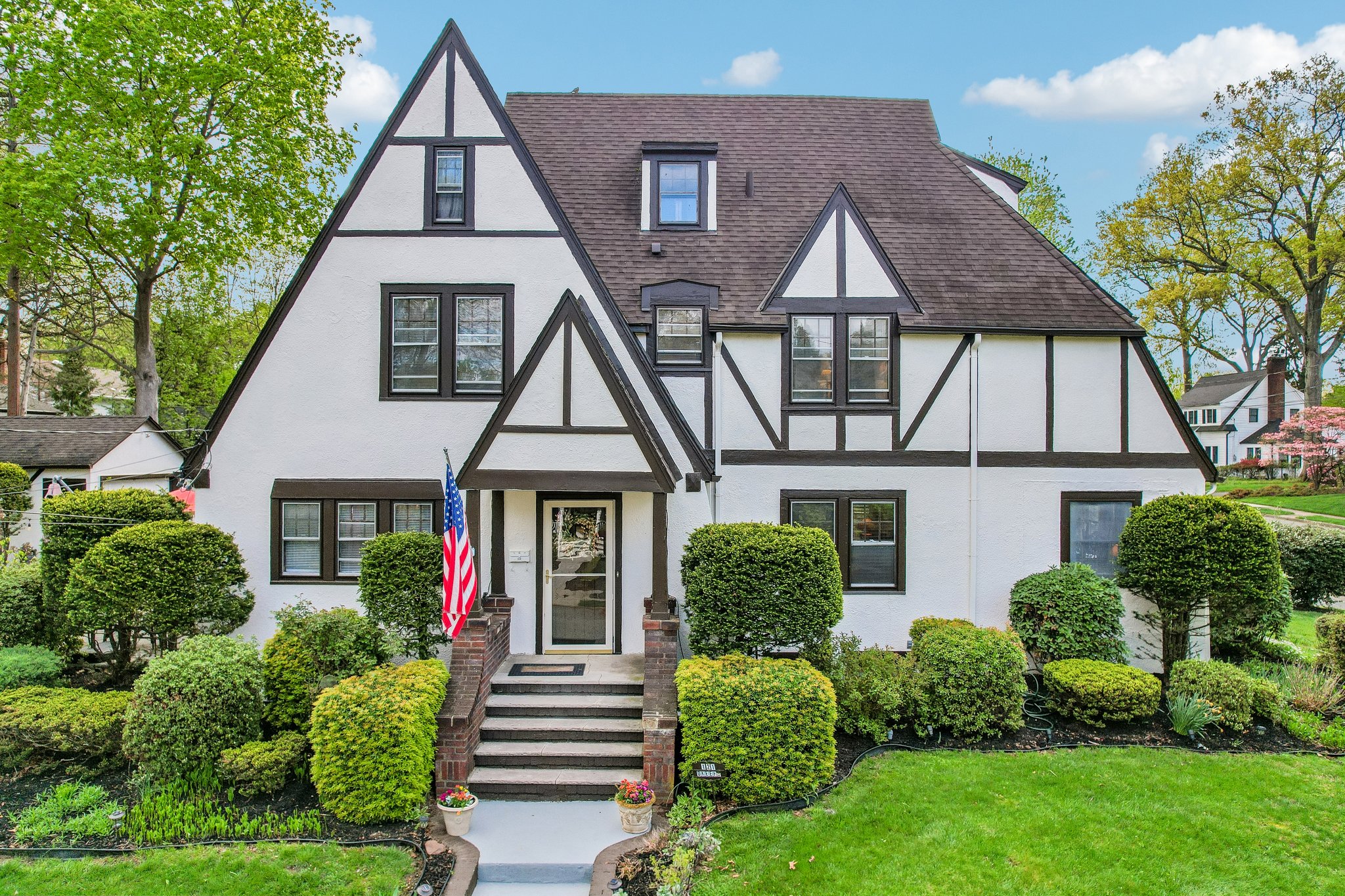 Goodwin Ter-S2104-074.jpg