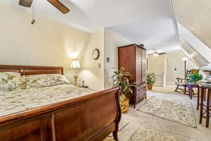 Goodwin Ter-S2104-047.jpg