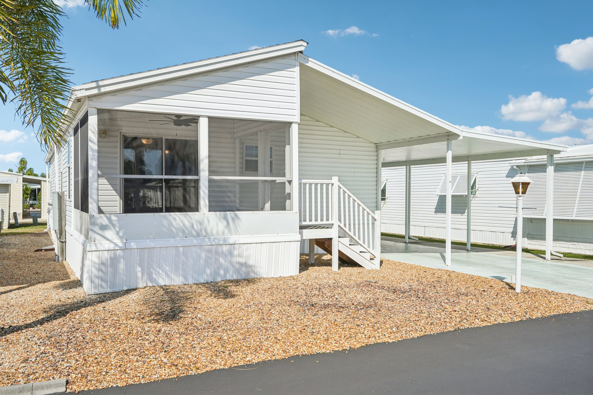 Kim Dr-S2802-002.jpg