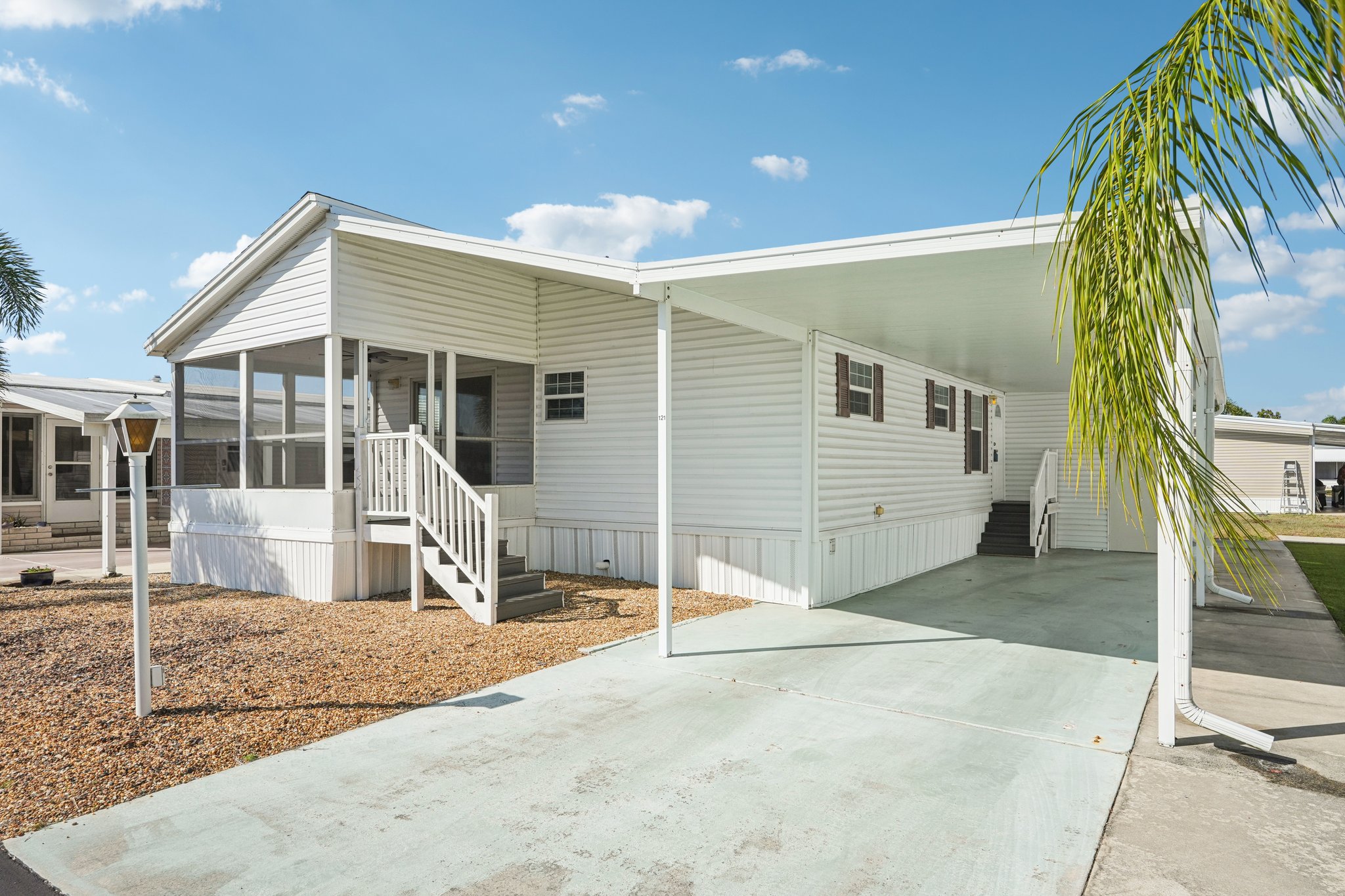 Kim Dr-S2802-003.jpg