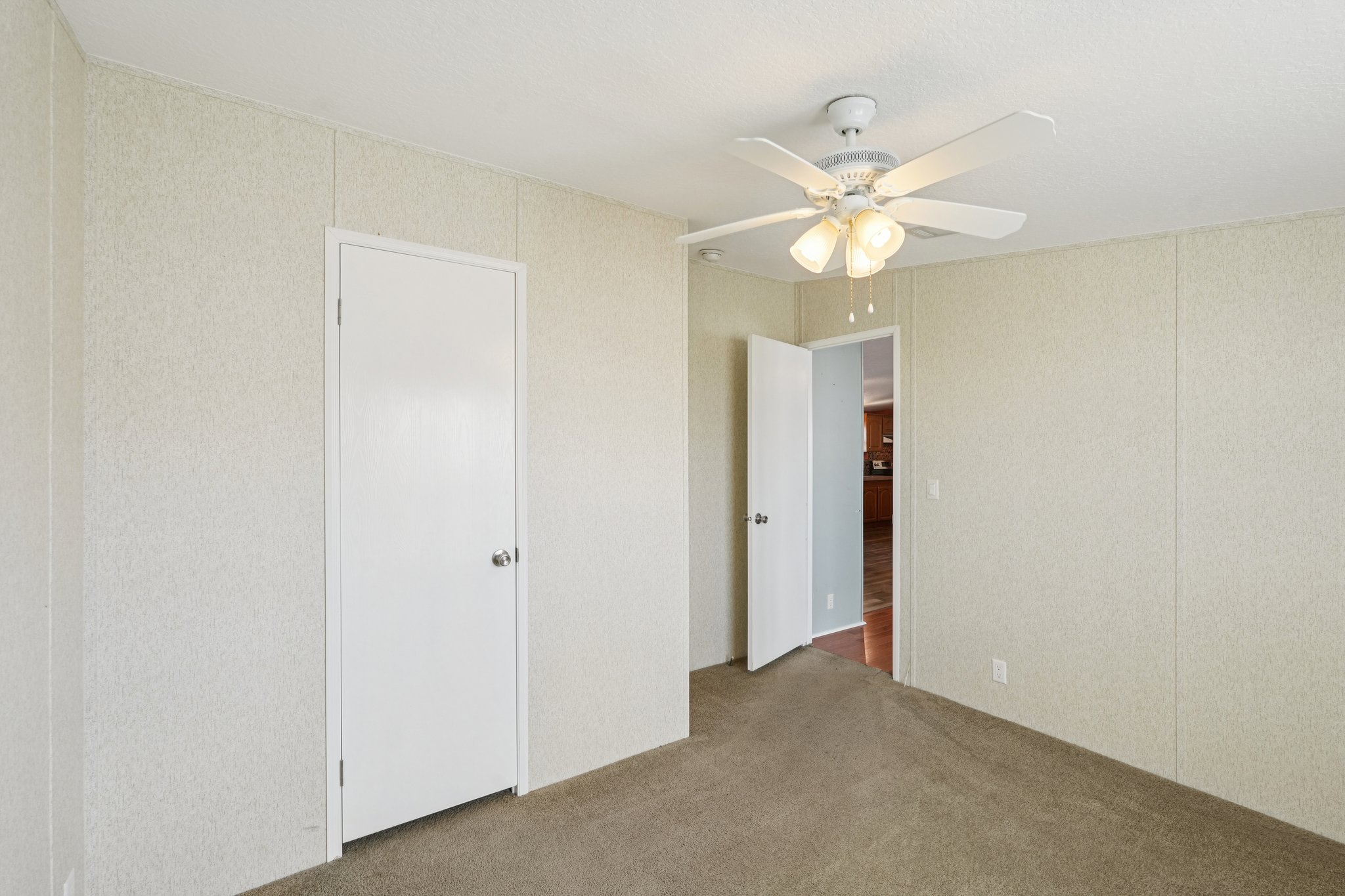 Kim Dr-S2802-019.jpg