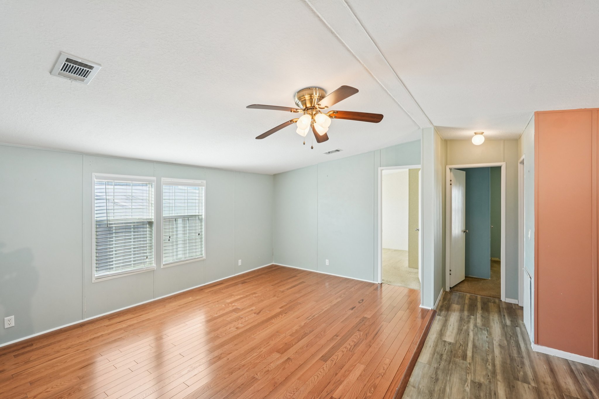 Kim Dr-S2802-029.jpg