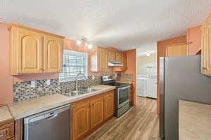 Kim Dr-S2802-015.jpg