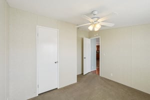 Kim Dr-S2802-019.jpg