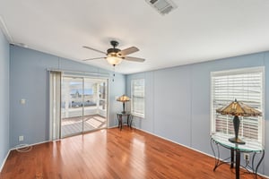 Kim Dr-S2802-023.jpg