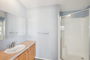 Kim Dr-S2802-026.jpg