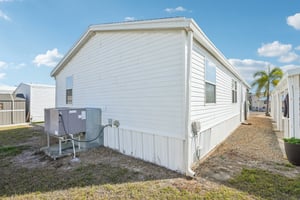 Kim Dr-S2802-032.jpg