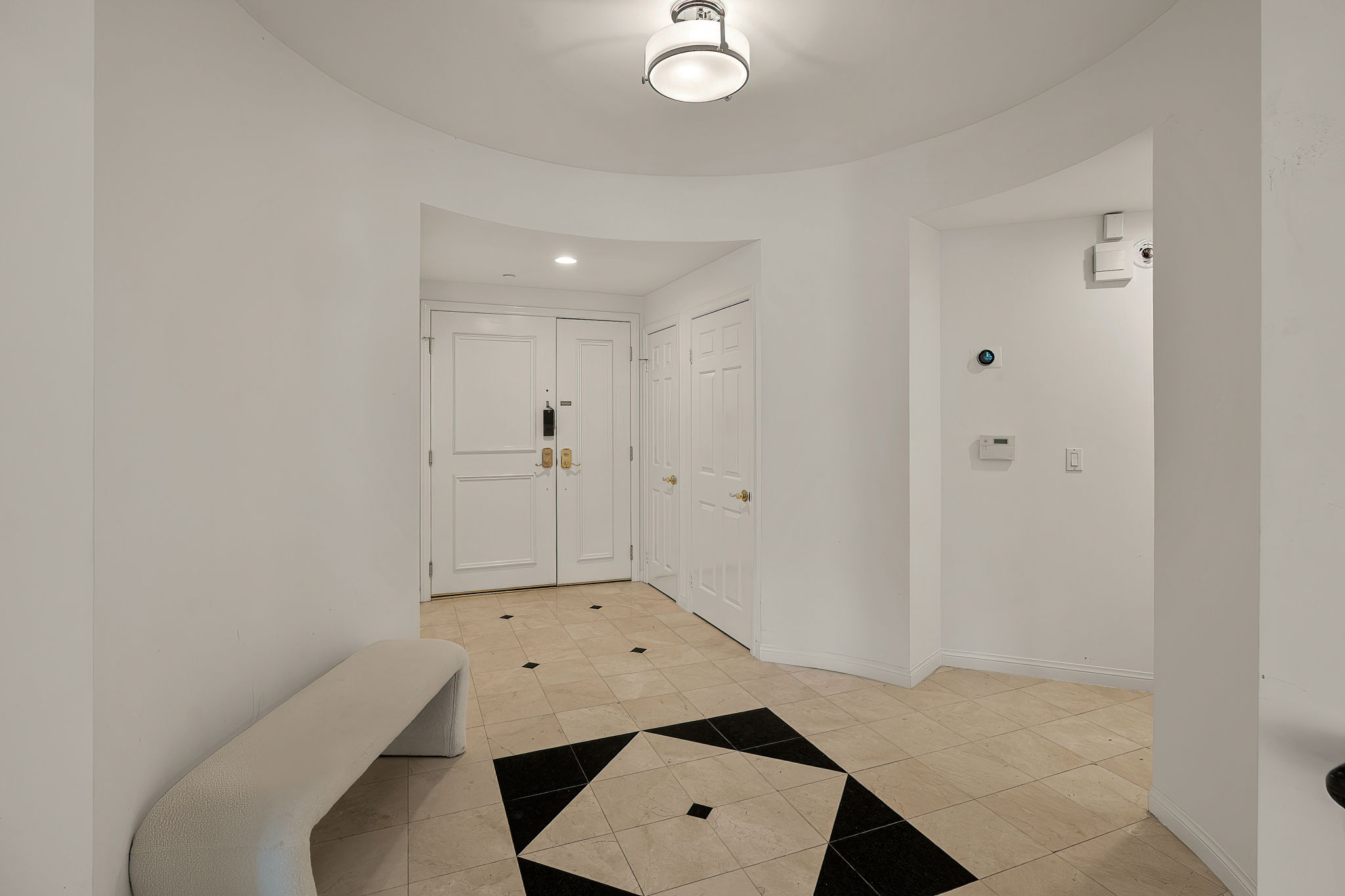 121 N Almont Drive 201-6