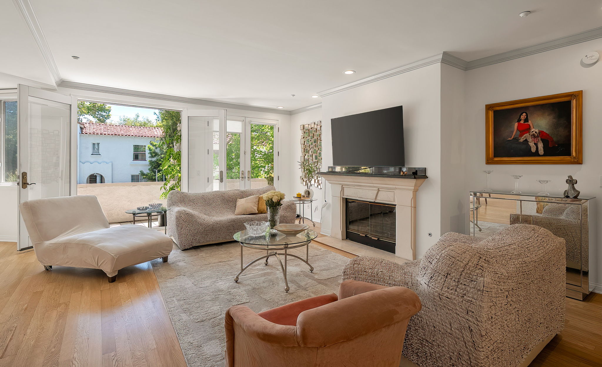 121 N Almont Drive 201-10