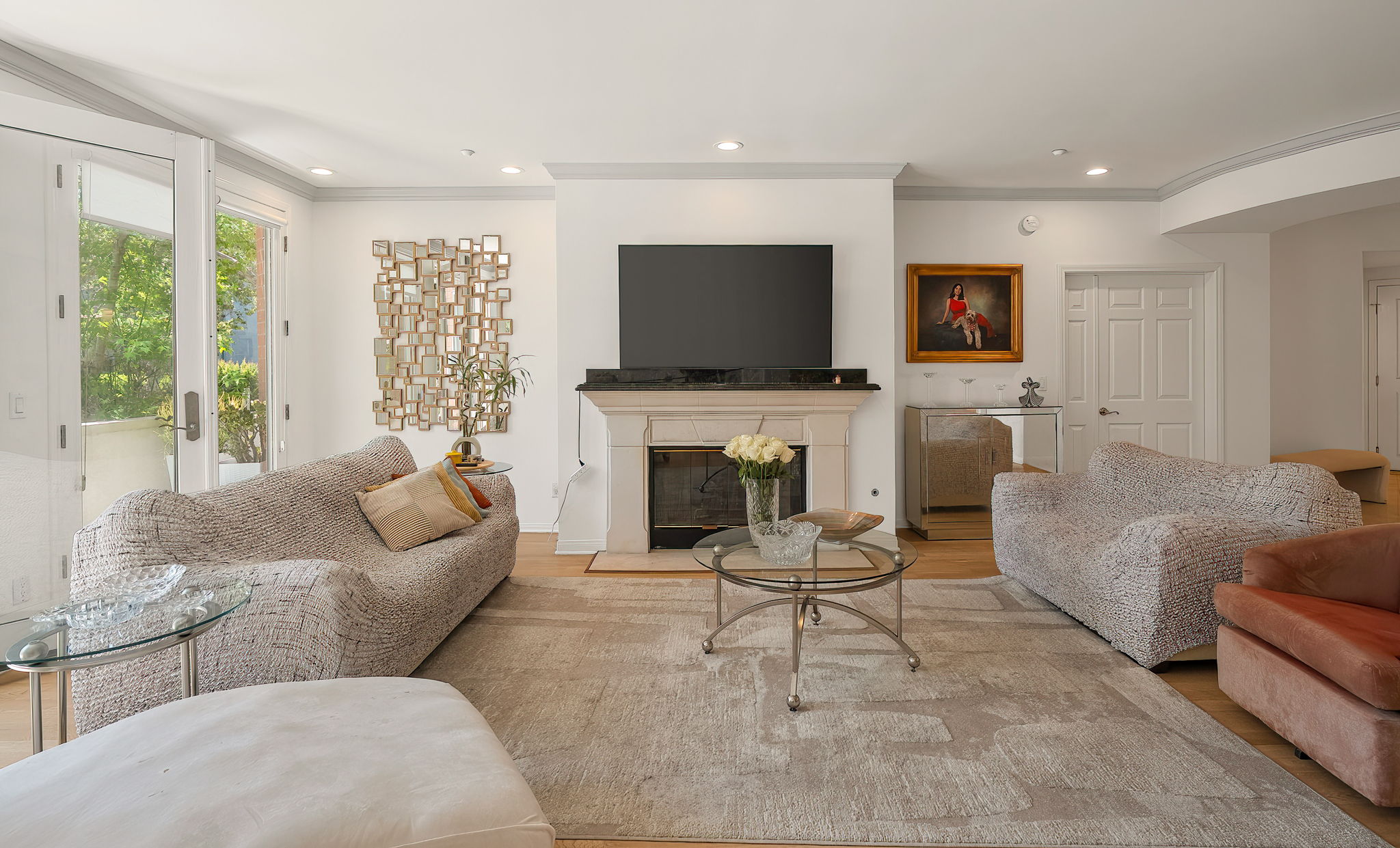 121 N Almont Drive 201-11