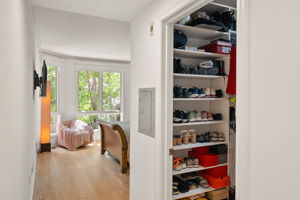 121 N Almont Drive 201-25