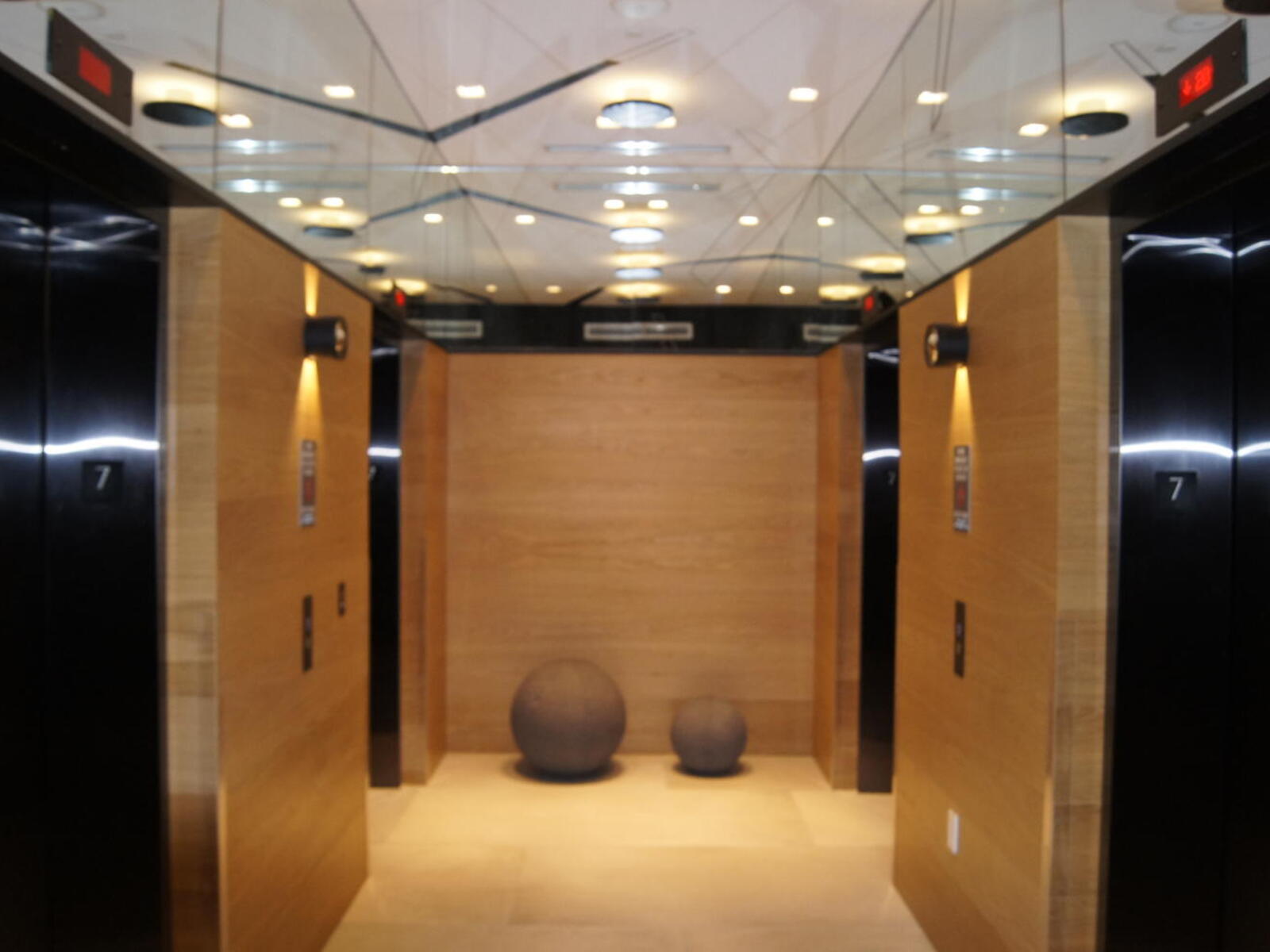  Photo 44