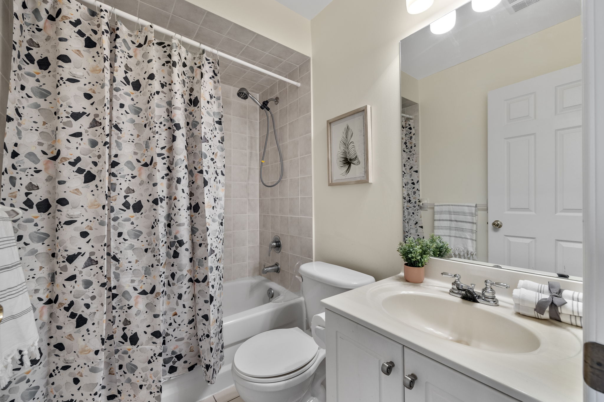 Markham property showcase — delivered property photograph 17