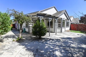  Photo 41