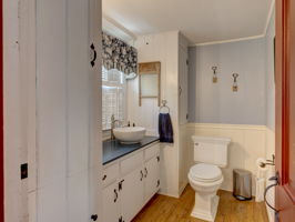  Photo 42