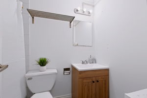  Photo 30