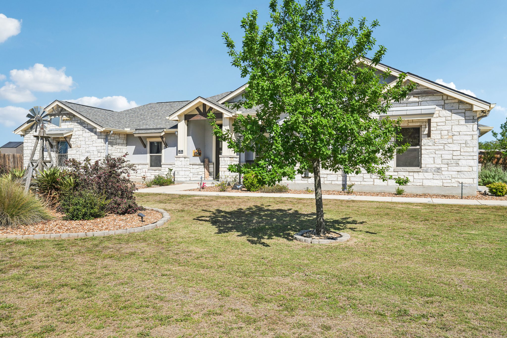 Westfield Landing-S0704-003 (2).jpg