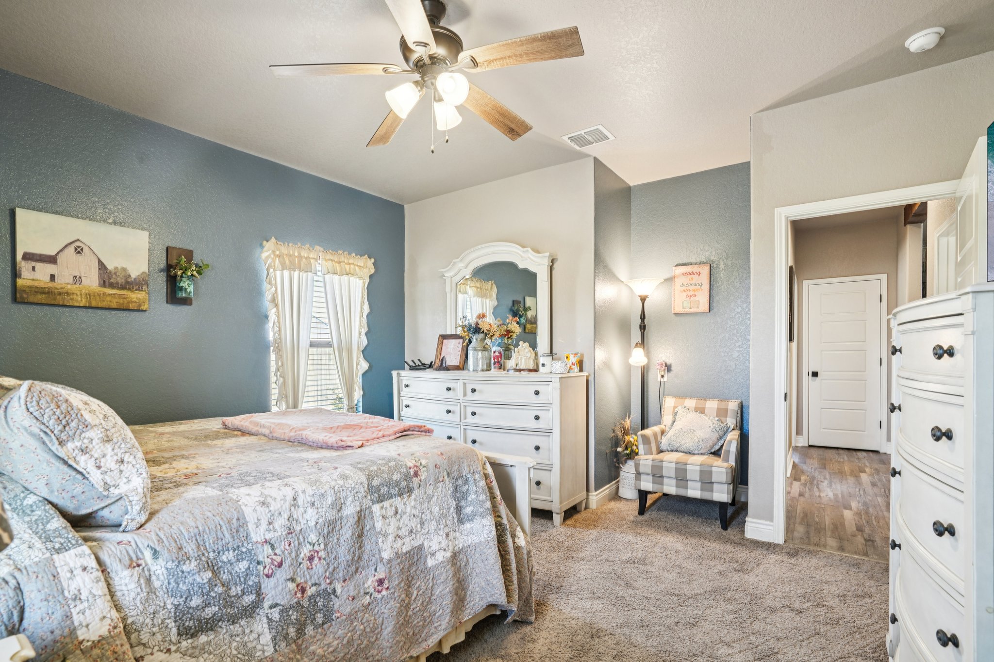 Westfield Landing-S0704-028.jpg