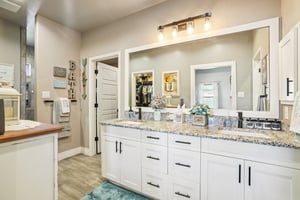 Westfield Landing-S0704-021 (2).jpg