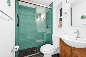  Photo 47