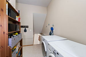 1210 Murdoch St, Crossfield, AB T0M 0S0, Canada Photo 25