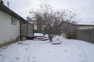 1210 Murdoch St, Crossfield, AB T0M 0S0, Canada Photo 41