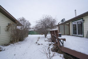 1210 Murdoch St, Crossfield, AB T0M 0S0, Canada Photo 36