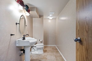 1210 Murdoch St, Crossfield, AB T0M 0S0, Canada Photo 30