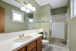 1210 Murdoch St, Crossfield, AB T0M 0S0, Canada Photo 19