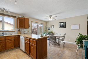 1210 Murdoch St, Crossfield, AB T0M 0S0, Canada Photo 14