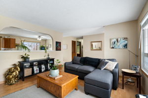 1210 Murdoch St, Crossfield, AB T0M 0S0, Canada Photo 8